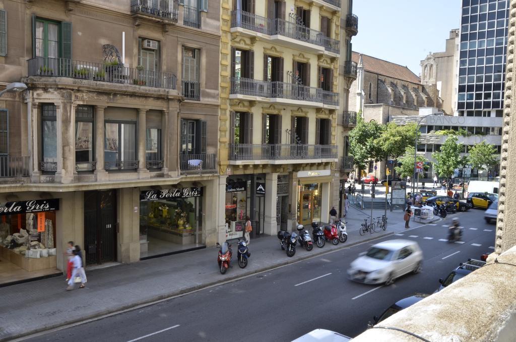 Way To Bcn Casa Rovira Apartment บาร์เซโลนา ภายนอก รูปภาพ
