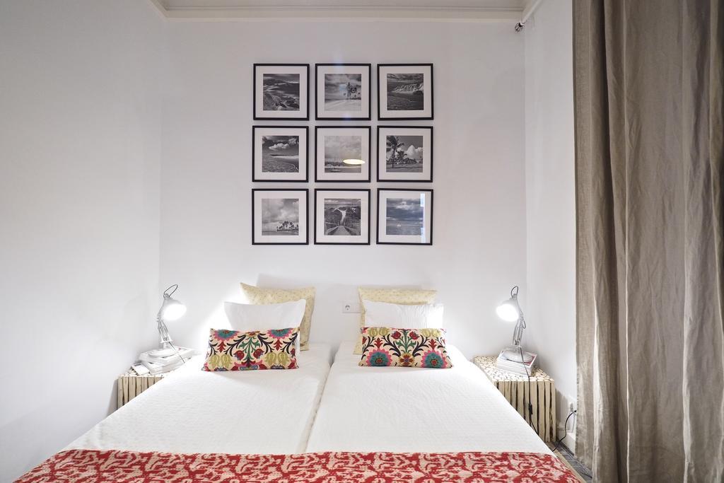 Way To Bcn Casa Rovira Apartment บาร์เซโลนา ภายนอก รูปภาพ