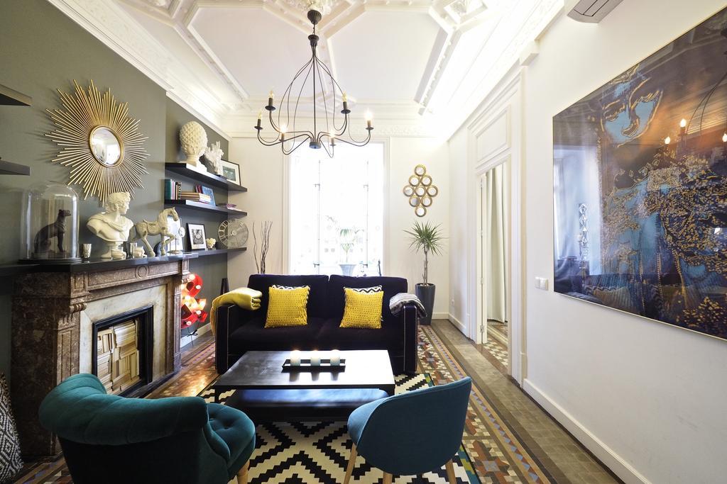 Way To Bcn Casa Rovira Apartment บาร์เซโลนา ภายนอก รูปภาพ