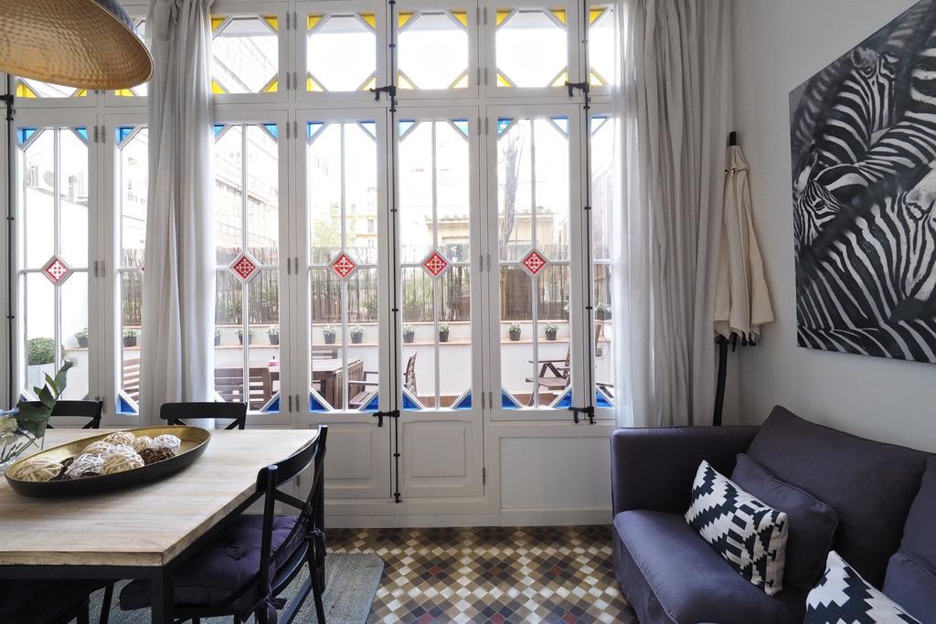 Way To Bcn Casa Rovira Apartment บาร์เซโลนา ภายนอก รูปภาพ
